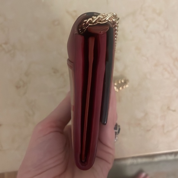 Burberry Vintage Authentic wallet. Chain and insert included . Plaid and Red - Picture 9 of 9